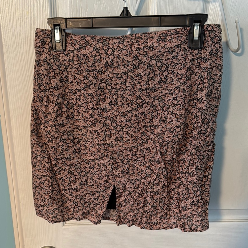 Floral Mini Skirt with Slit